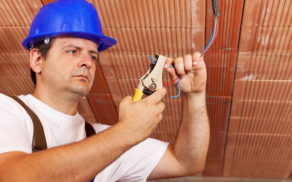 électricien dans le bâtiment Courcouronnes